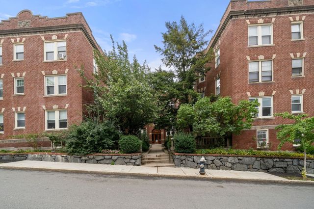 19 Short Street 3, Brookline, MA 02446