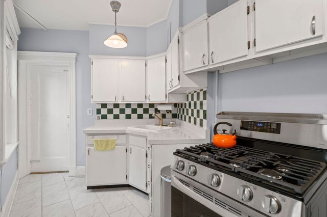 19 Short Street 3, Brookline, MA 02446