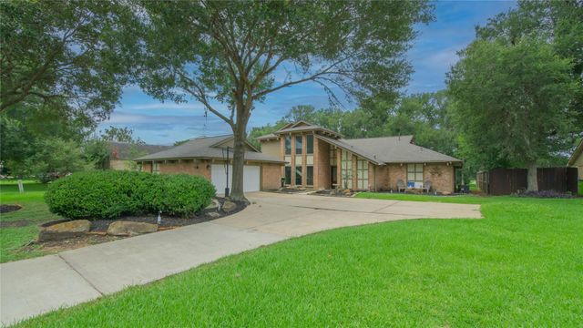 3406 Deerwood Lane, Missouri City, TX 77459