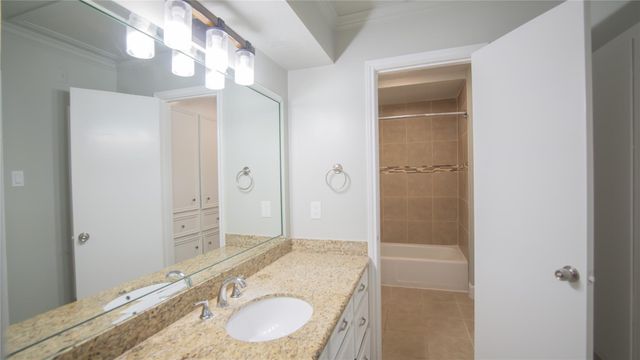 3406 Deerwood Lane, Missouri City, TX 77459