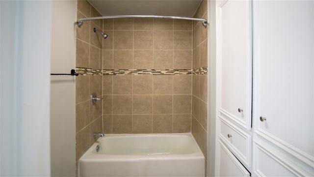 3406 Deerwood Lane, Missouri City, TX 77459