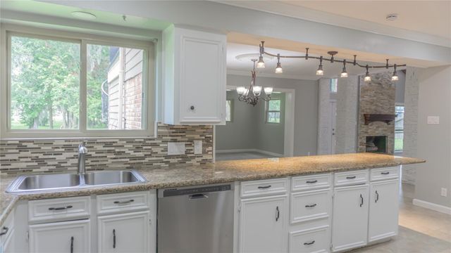 3406 Deerwood Lane, Missouri City, TX 77459