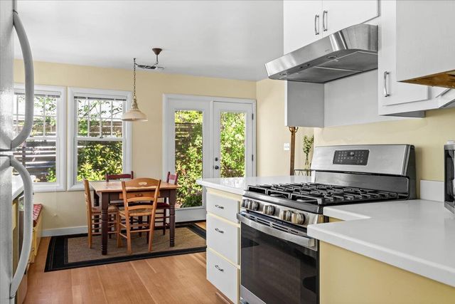 10041 Greenwood Rd, Grass Valley, CA 95945