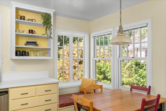 10041 Greenwood Rd, Grass Valley, CA 95945