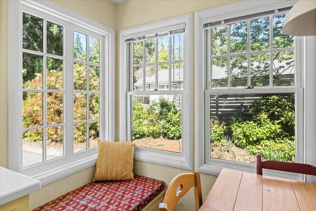 10041 Greenwood Rd, Grass Valley, CA 95945