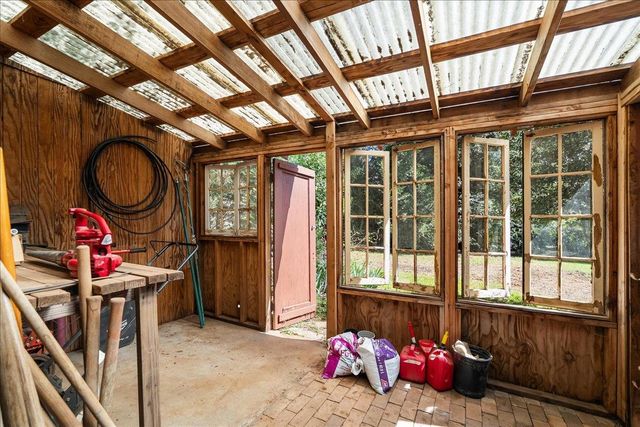 10041 Greenwood Rd, Grass Valley, CA 95945