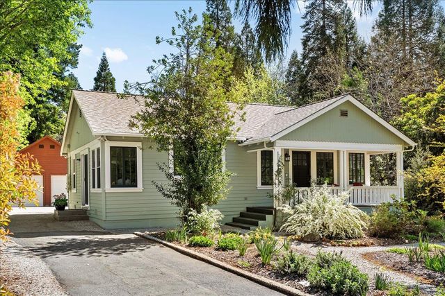 10041 Greenwood Rd, Grass Valley, CA 95945