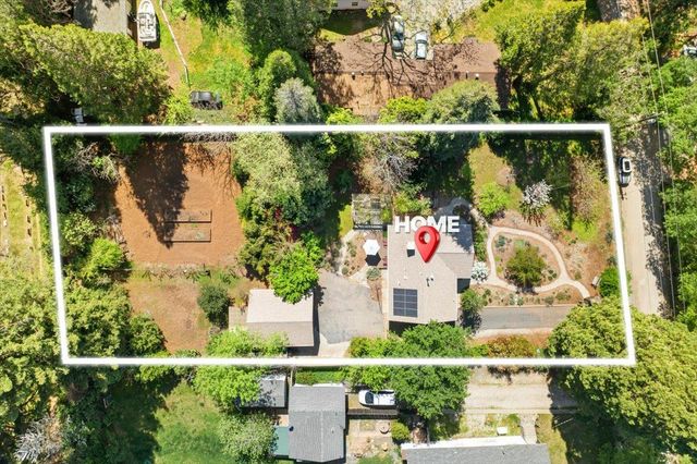 10041 Greenwood Rd, Grass Valley, CA 95945