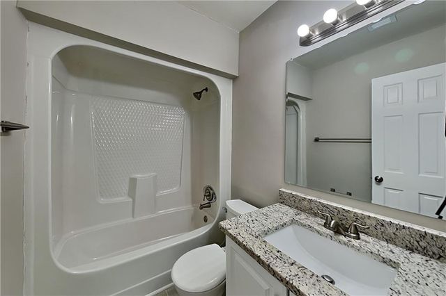 3859 W Clinton Court, Marietta, GA 30062