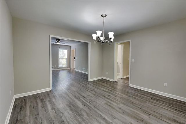 3859 W Clinton Court, Marietta, GA 30062