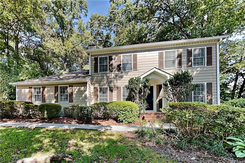 3859 W Clinton Court, Marietta, GA 30062