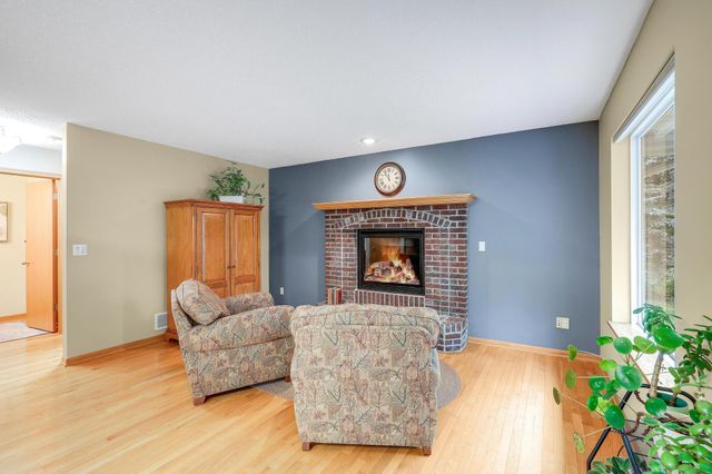 8301 Narcissus Street, Victoria, MN 55386