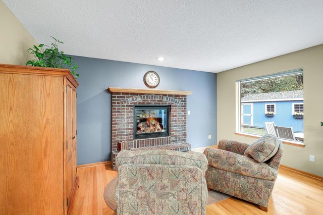 8301 Narcissus Street, Victoria, MN 55386