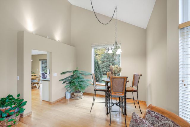 8301 Narcissus Street, Victoria, MN 55386