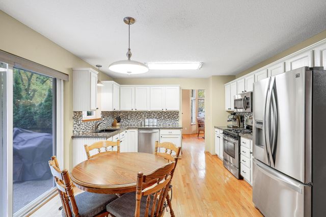 8301 Narcissus Street, Victoria, MN 55386