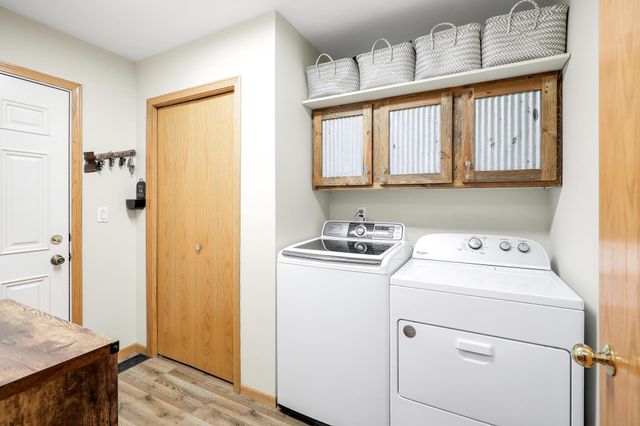 8301 Narcissus Street, Victoria, MN 55386