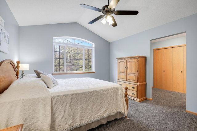 8301 Narcissus Street, Victoria, MN 55386