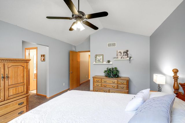 8301 Narcissus Street, Victoria, MN 55386