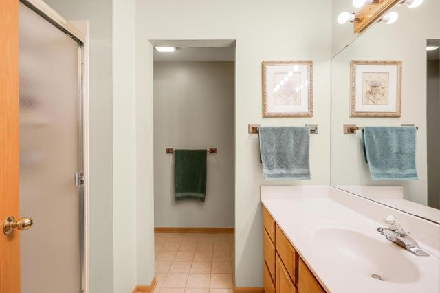 8301 Narcissus Street, Victoria, MN 55386