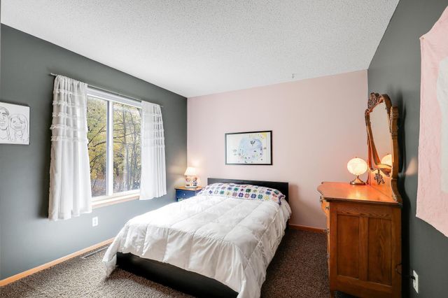 8301 Narcissus Street, Victoria, MN 55386