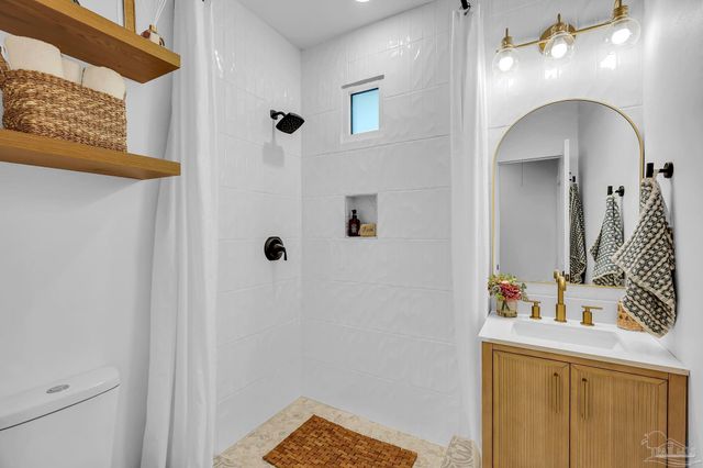 1613 E De Soto St, Pensacola, FL 32501