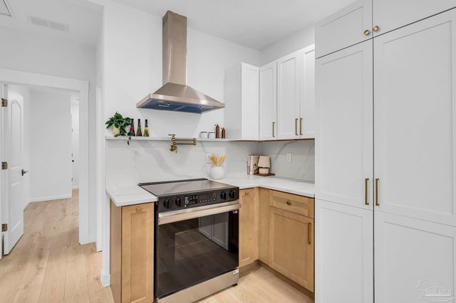 1613 E De Soto St, Pensacola, FL 32501