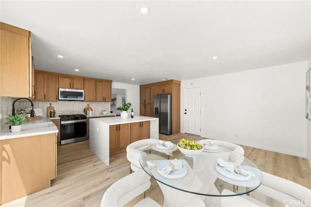 17242 Chicago, Yorba Linda, CA 92886