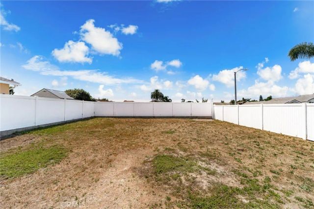 17242 Chicago, Yorba Linda, CA 92886