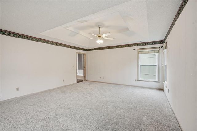 12200 Cherry Street, Kansas City, MO 64145