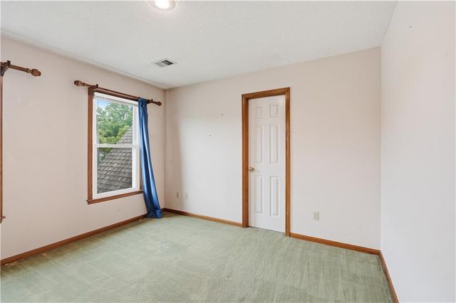 12200 Cherry Street, Kansas City, MO 64145