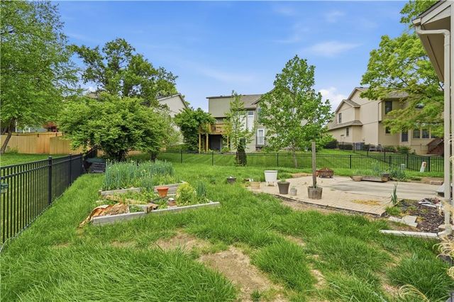 12200 Cherry Street, Kansas City, MO 64145