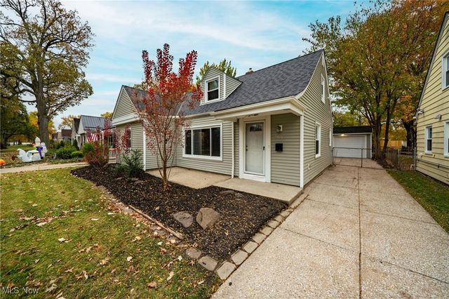 7032 Beresford Avenue, Parma Heights, OH 44130