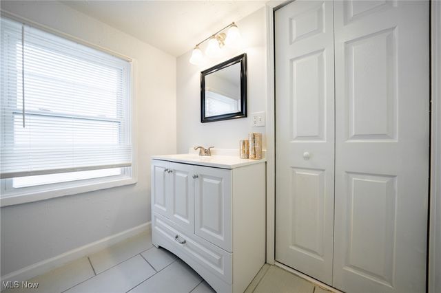 7032 Beresford Avenue, Parma Heights, OH 44130