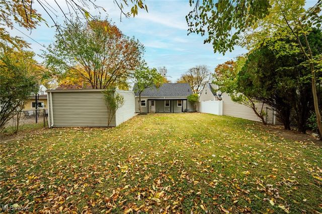 7032 Beresford Avenue, Parma Heights, OH 44130