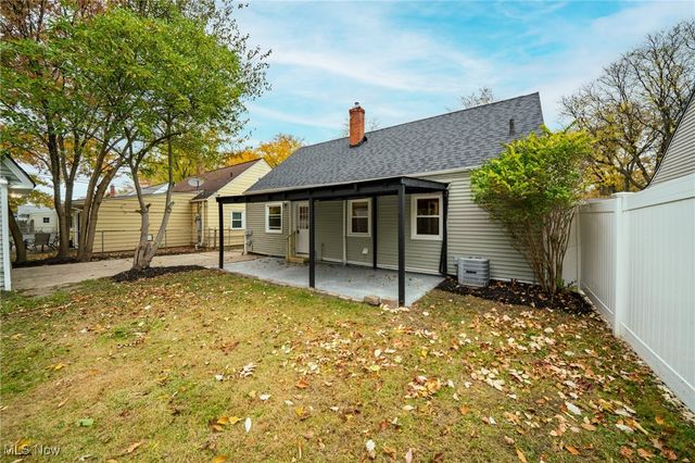 7032 Beresford Avenue, Parma Heights, OH 44130