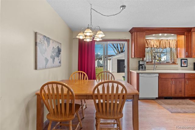 5354 Winshall Drive, Swartz Creek, MI 48473