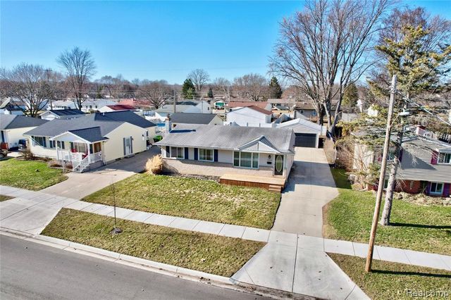 5354 Winshall Drive, Swartz Creek, MI 48473