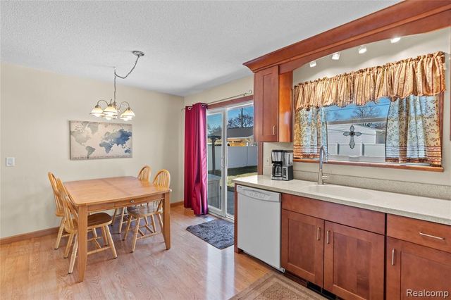 5354 Winshall Drive, Swartz Creek, MI 48473