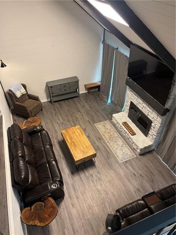3507 NE Logwood Court, Lee's Summit, MO 64064