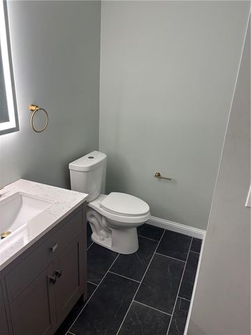 3507 NE Logwood Court, Lee's Summit, MO 64064