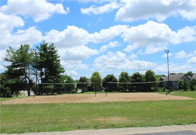 3507 NE Logwood Court, Lee's Summit, MO 64064