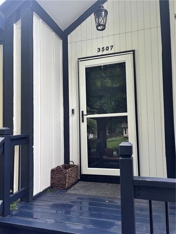 3507 NE Logwood Court, Lee's Summit, MO 64064