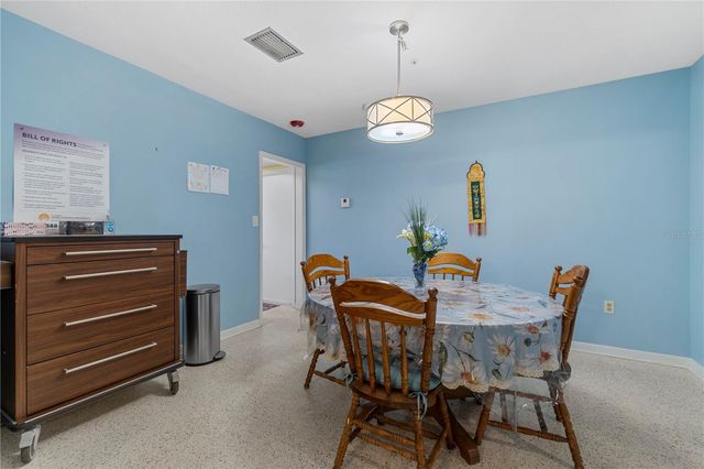 207 W WHEELER ROAD, Seffner, FL 33584