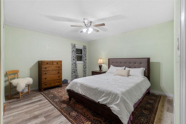 207 W WHEELER ROAD, Seffner, FL 33584