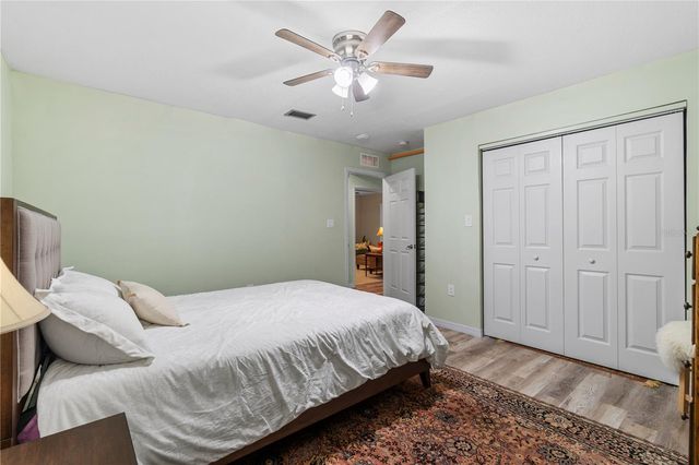207 W WHEELER ROAD, Seffner, FL 33584