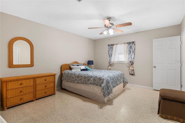 207 W WHEELER ROAD, Seffner, FL 33584