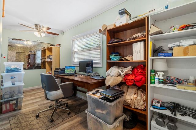 207 W WHEELER ROAD, Seffner, FL 33584