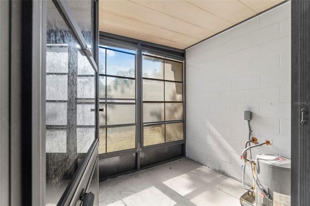 207 W WHEELER ROAD, Seffner, FL 33584