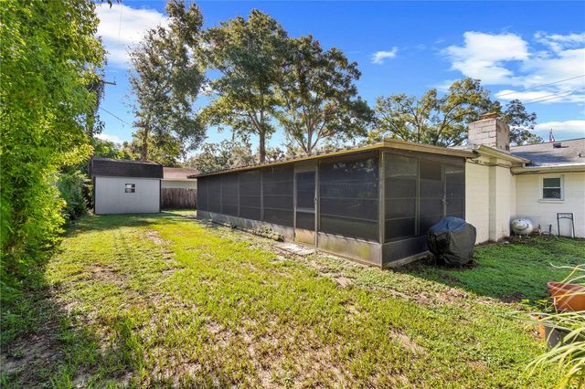 207 W WHEELER ROAD, Seffner, FL 33584