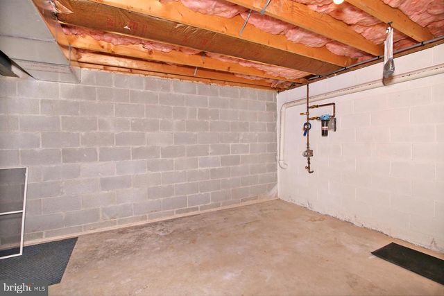 226 ACORN, Lebanon, PA 17042